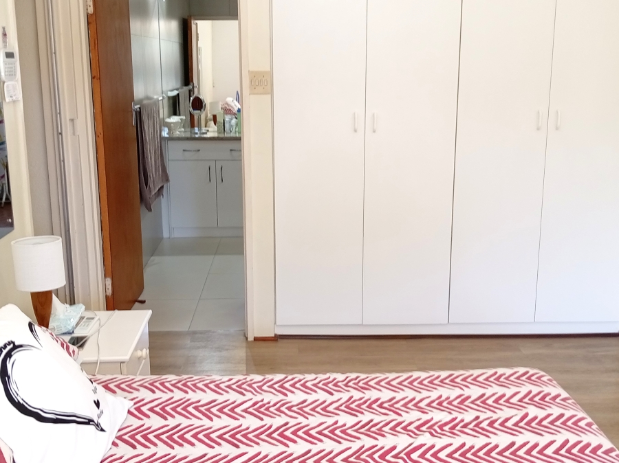 4 Bedroom Property for Sale in Edgemead Western Cape